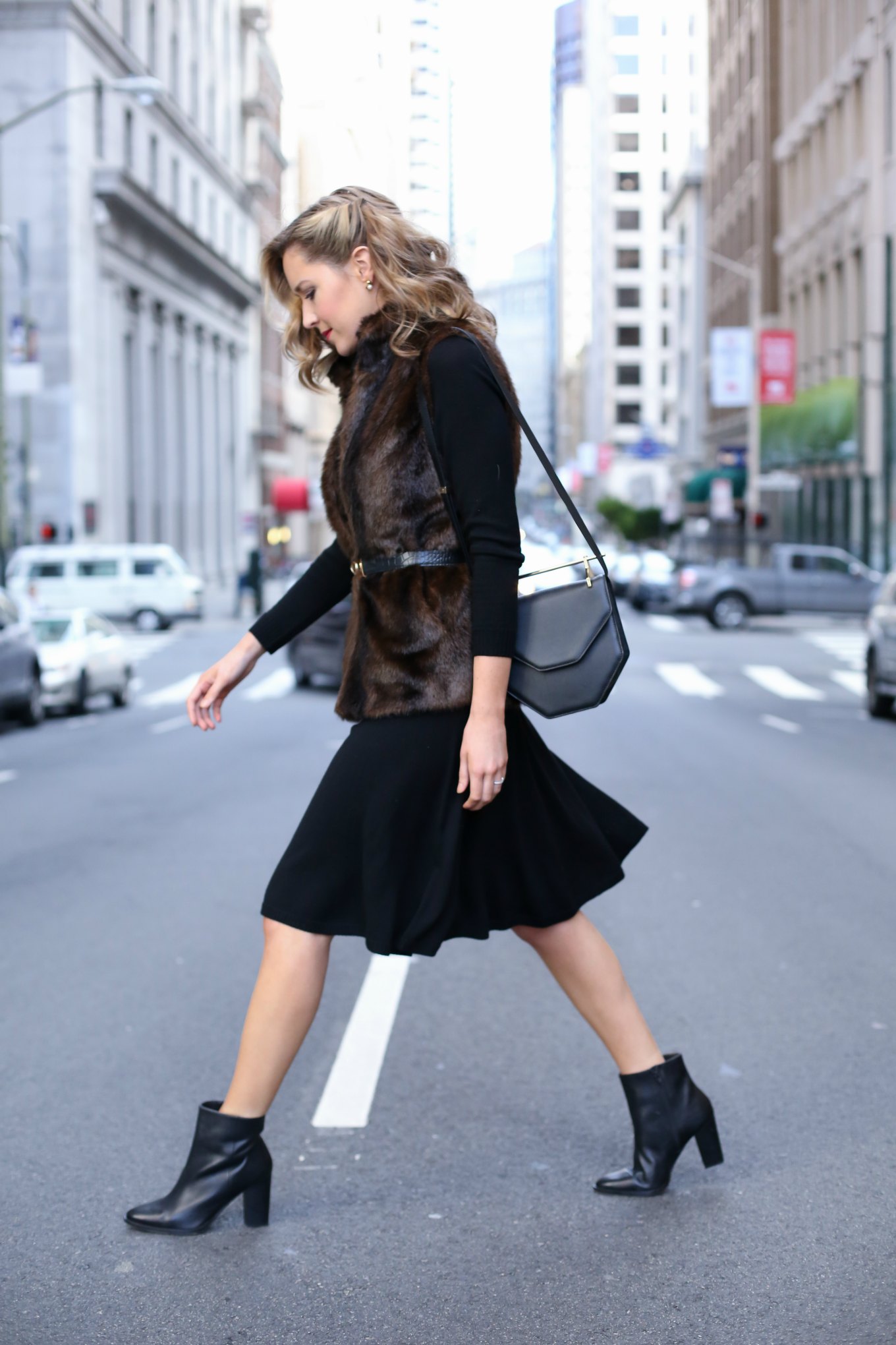 How to wear a fur vest - dressed up