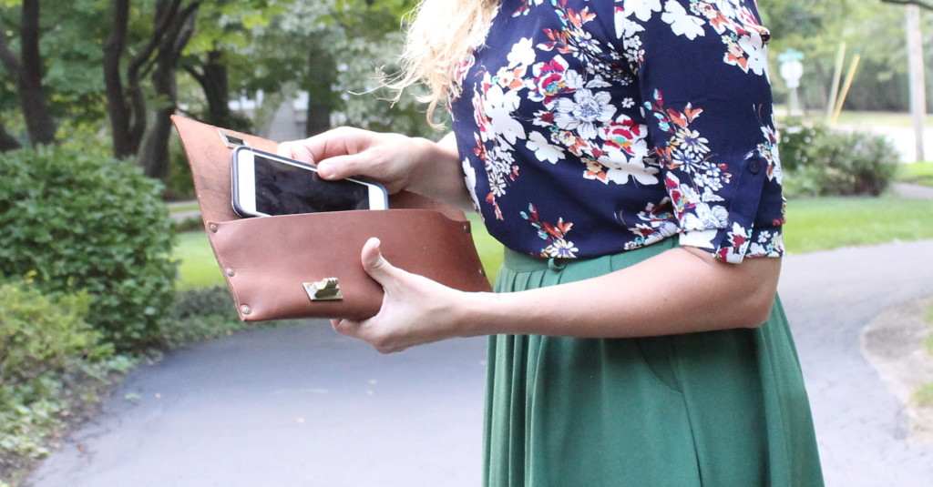 green-midi-skirt-navy-floral-shirt14